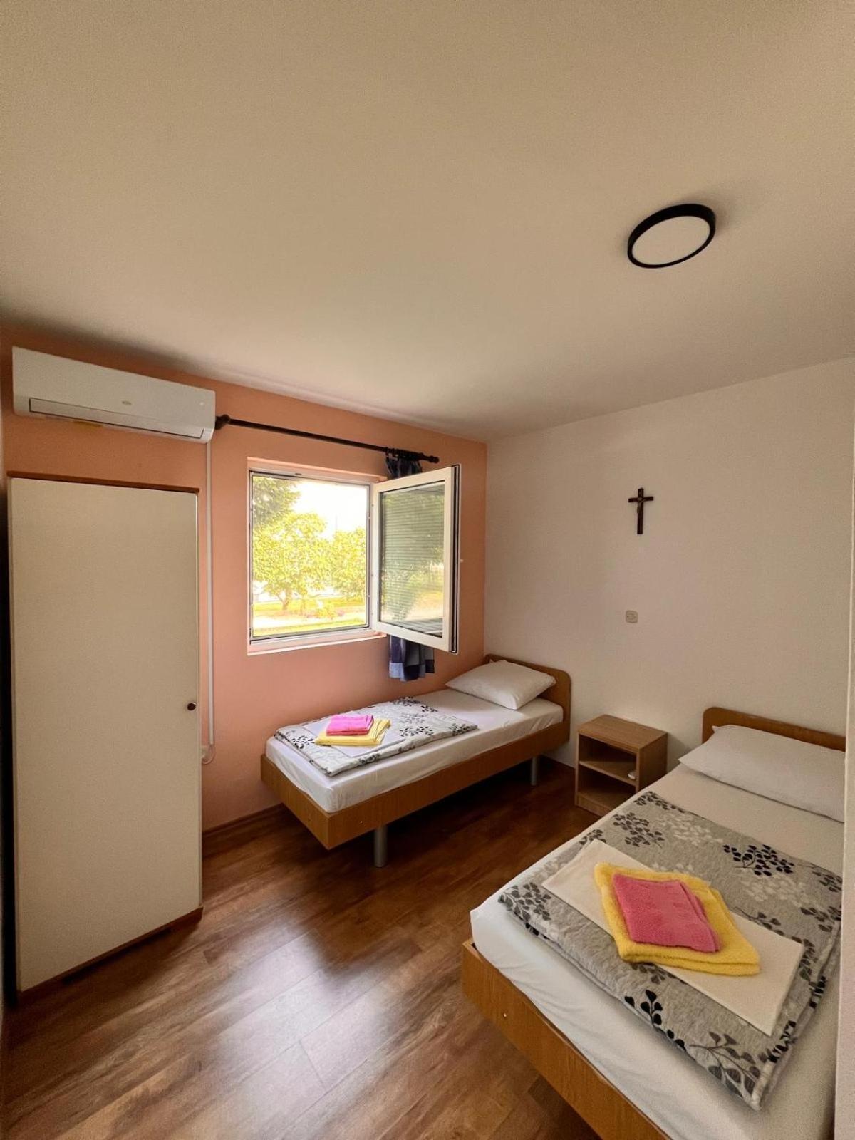 Casa Del Pellegrino M&A - Ostojici Hotel Međugorje Buitenkant foto
