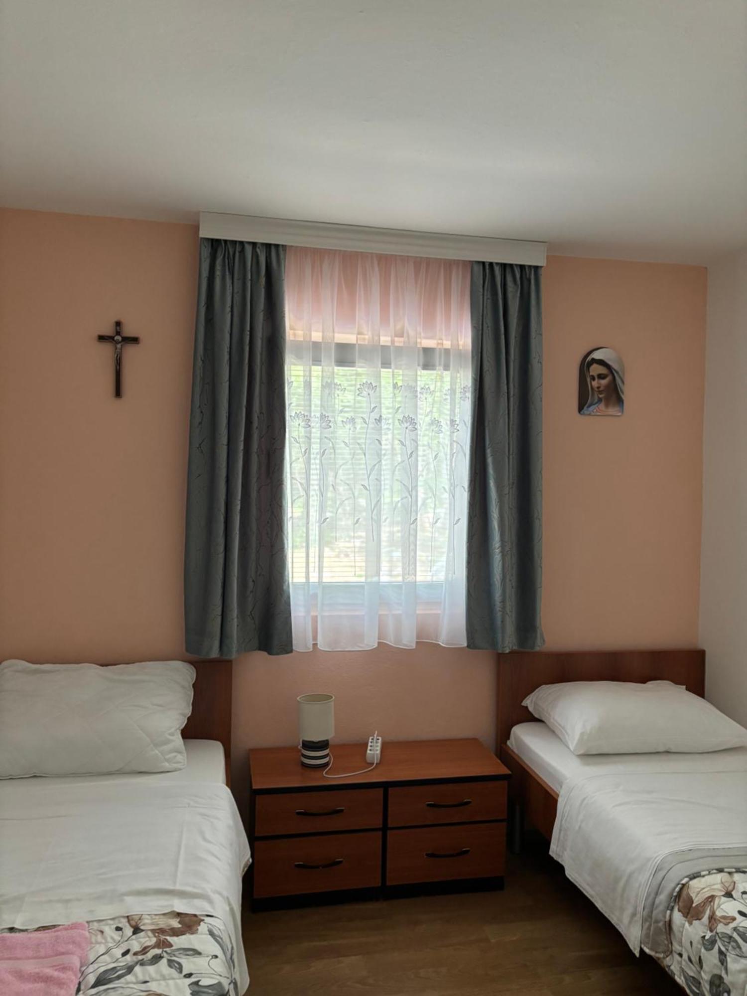 Casa Del Pellegrino M&A - Ostojici Hotel Međugorje Buitenkant foto