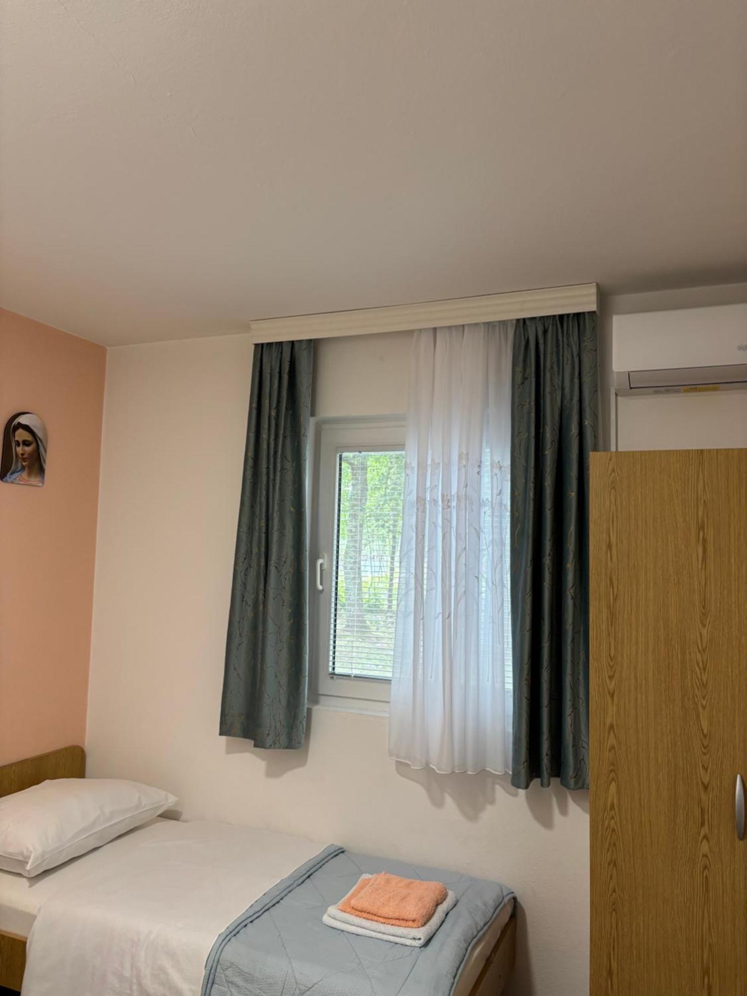 Casa Del Pellegrino M&A - Ostojici Hotel Međugorje Buitenkant foto