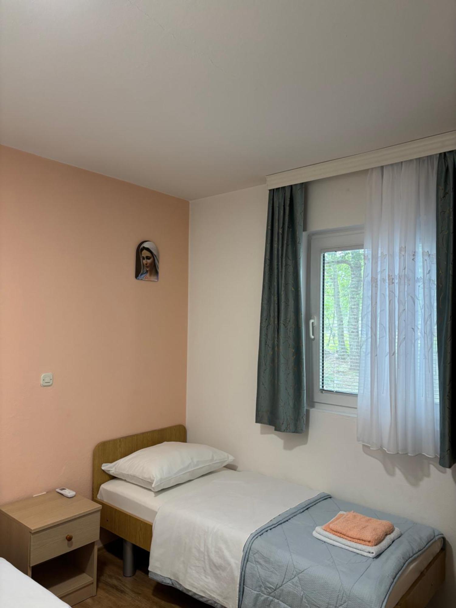Casa Del Pellegrino M&A - Ostojici Hotel Međugorje Buitenkant foto